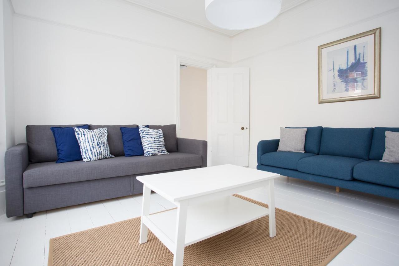 Elegant York House - On A Beach Road, Sleeps 12, With Sea Views Worthing Buitenkant foto